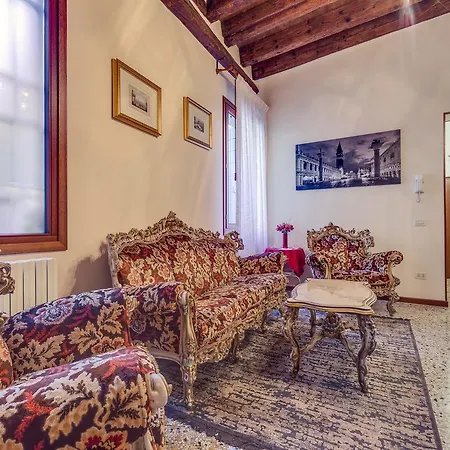 Apartamento San Moise Luxury